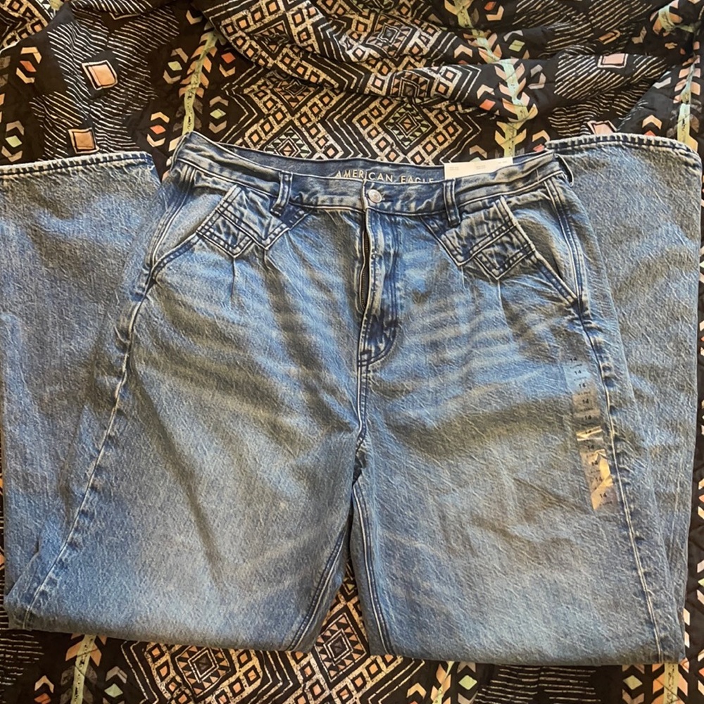 COPY - American Eagle Mom Jeans